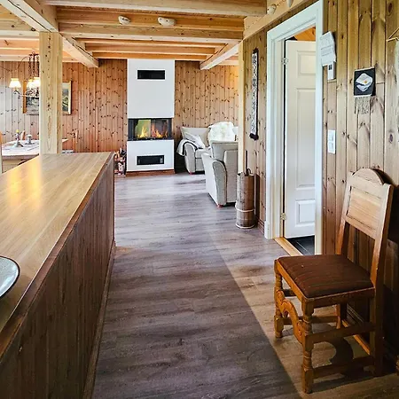 4 Bedroom Lovely In